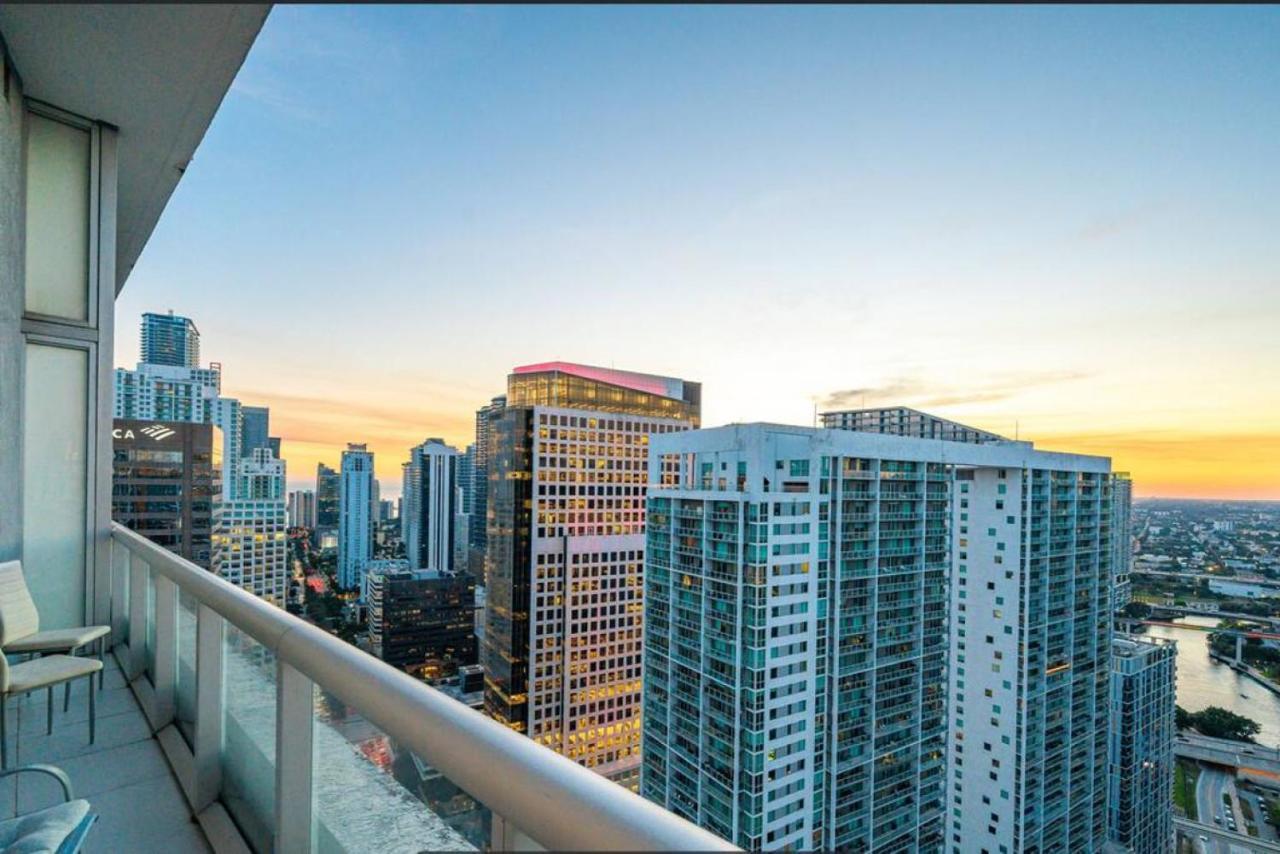 Beautiful One Bedroom Condo 16Ft Ceilings At The W Miami Eksteriør billede